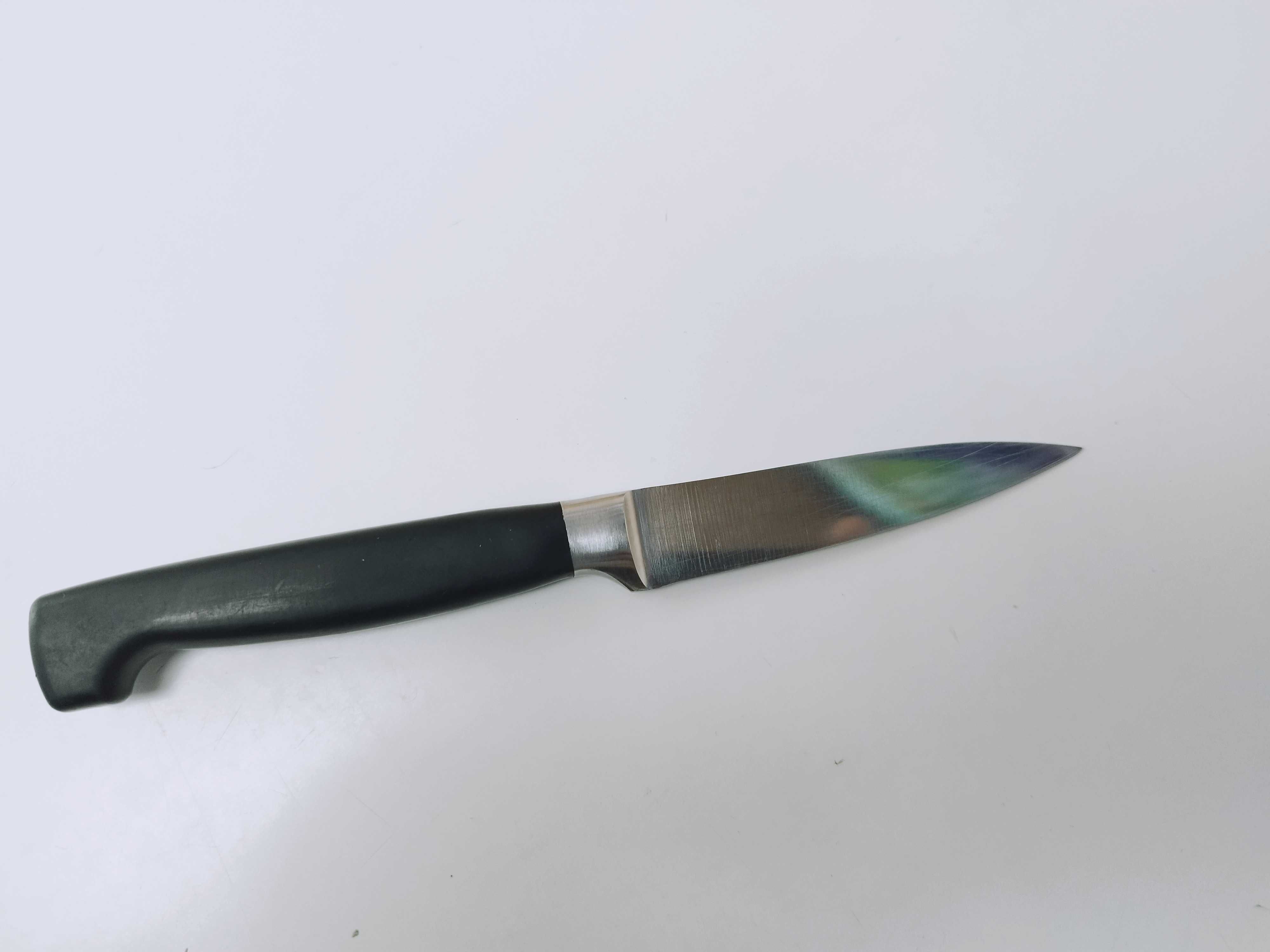 Cutit Zwilling pentru decojit legume