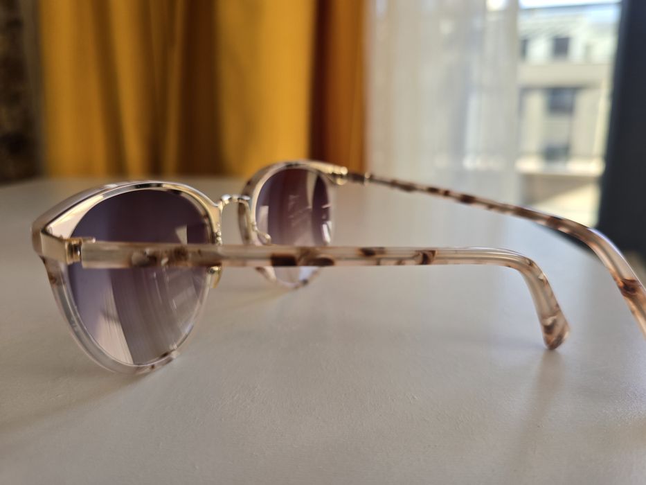 Дамски слънчеви очила