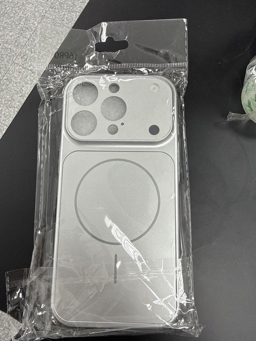 Case за iphone 16 pro с визия на 17 pro