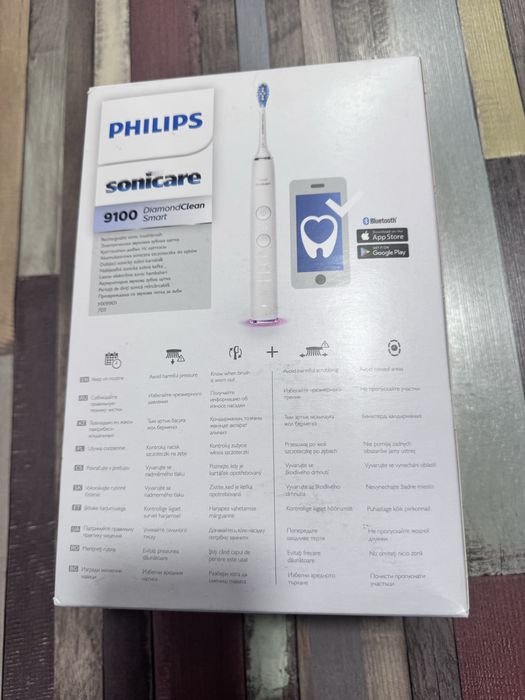 Vând 2 seturi de periute Philips Sonicare seria 9000