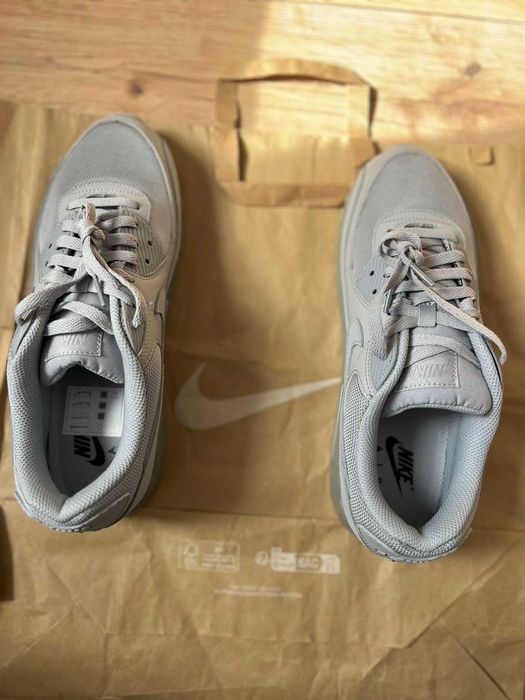 100% Оригинални Nike Air Max 90 в номер 45-29 см стелка
