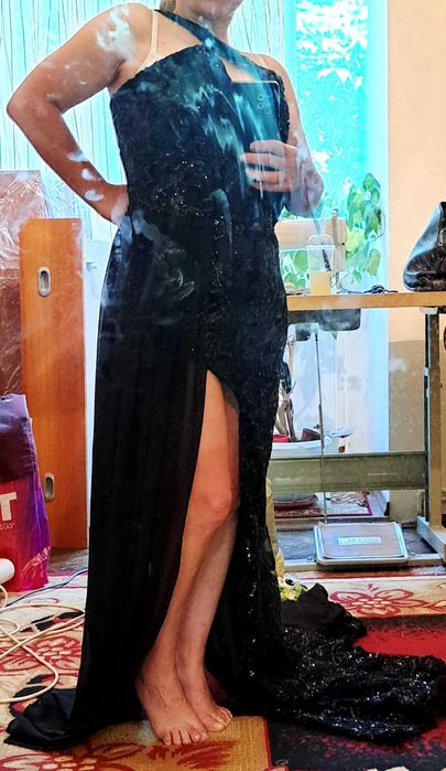 Rochie noua, din dantela cu trena