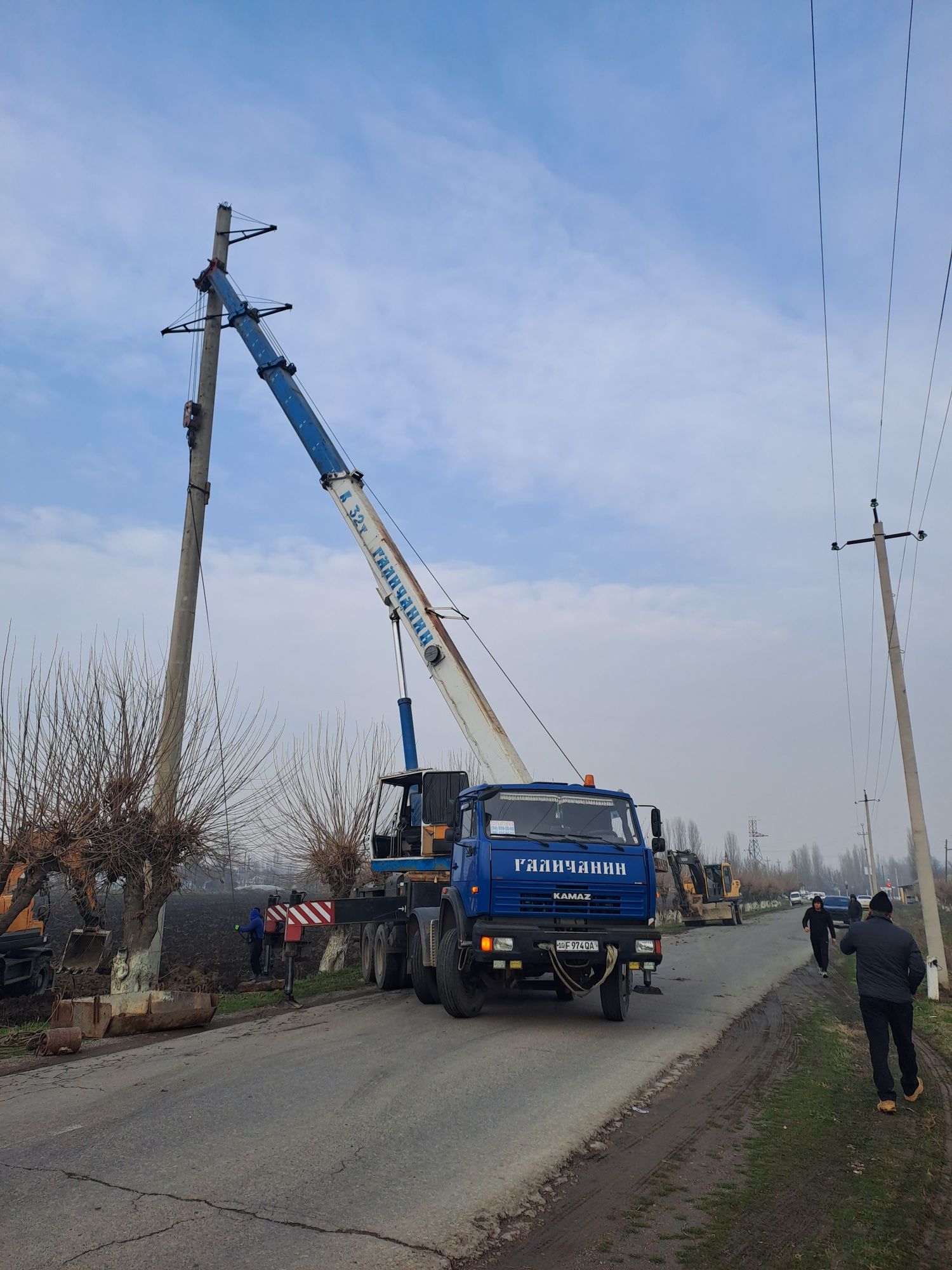 Avtokran kamaz32