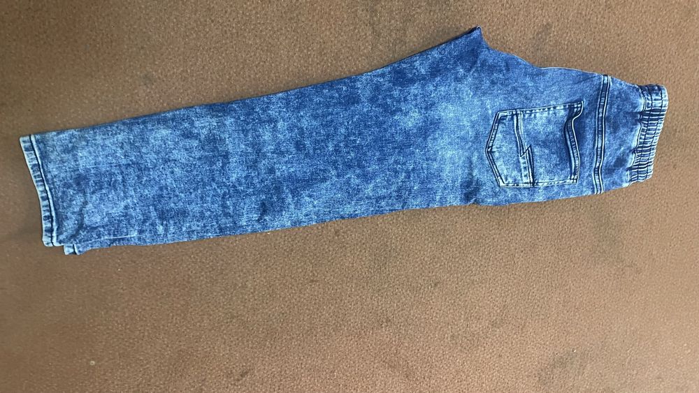 Vand blugi Reserved , baieti