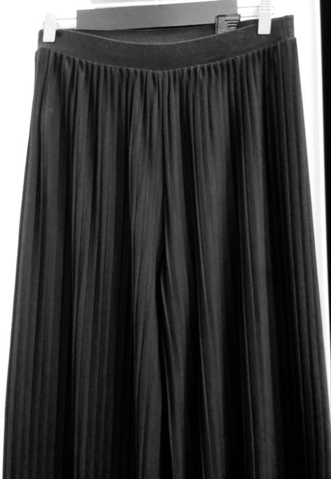 Pantaloni marimea L