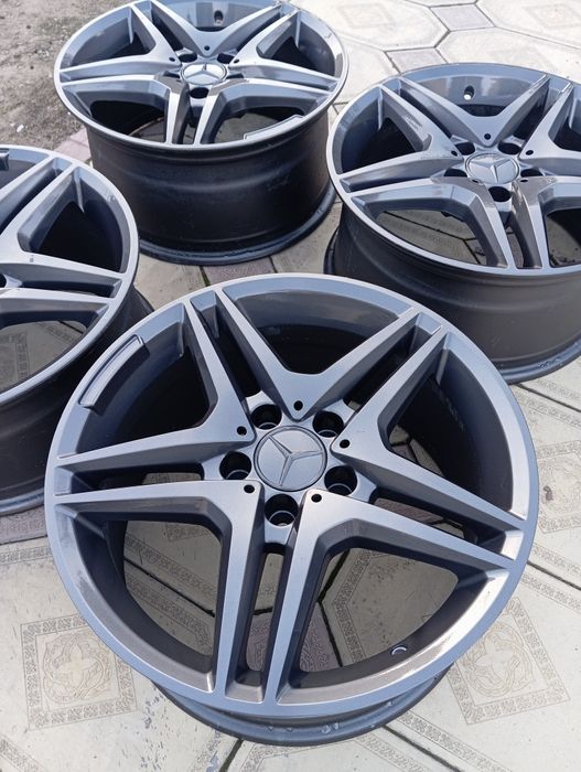 Диски р17 amg в отл.состоянии