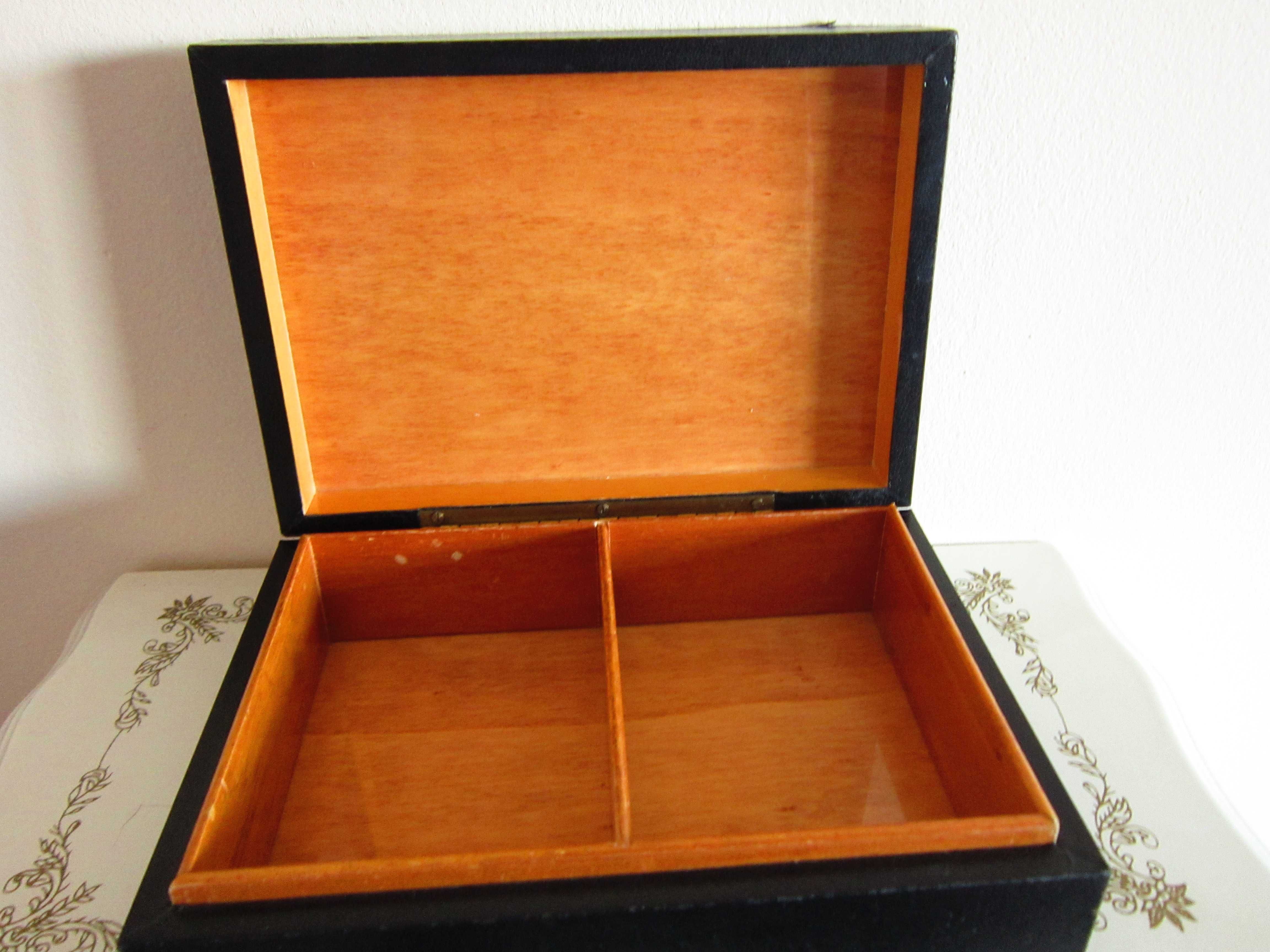 Caseta bijuterii cutie lemn vintage de colectie Italia anii '90