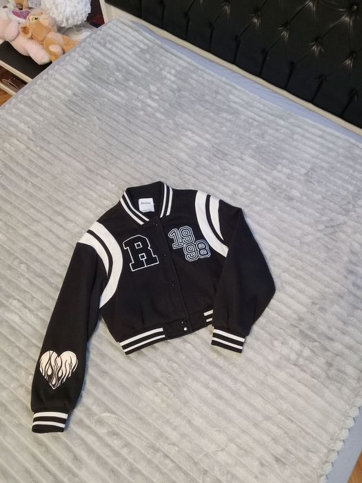 Якета на Bereahka и Sinsay грейка на Karl Lagerfelo