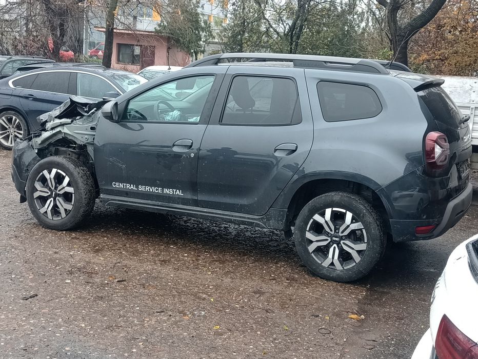 DACIA Duster avariat