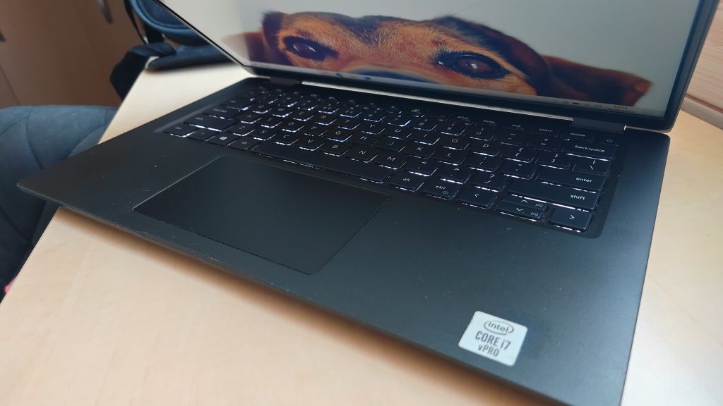 Laptop Dell Latitude 7410_i7 10610U--16GB LPDDR4--512GB SSD_14"FHD IPS