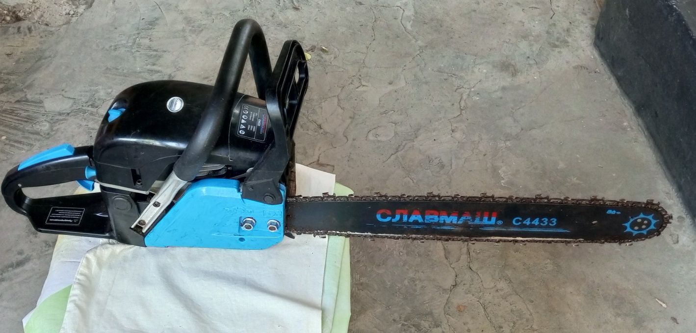 Бензопила СЛАВМАШ С4433