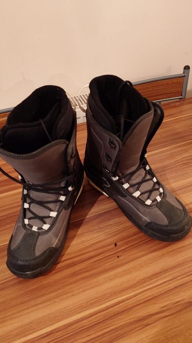 Boots snowboard Eskape nr.46 Eu