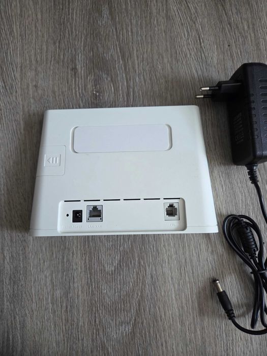 Router 4g Huawei b311 cu cartela SIM pentru camere video necodat