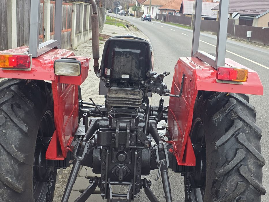 Tractor Massey Ferguson 245 4x4 54 cai Landini 5500,