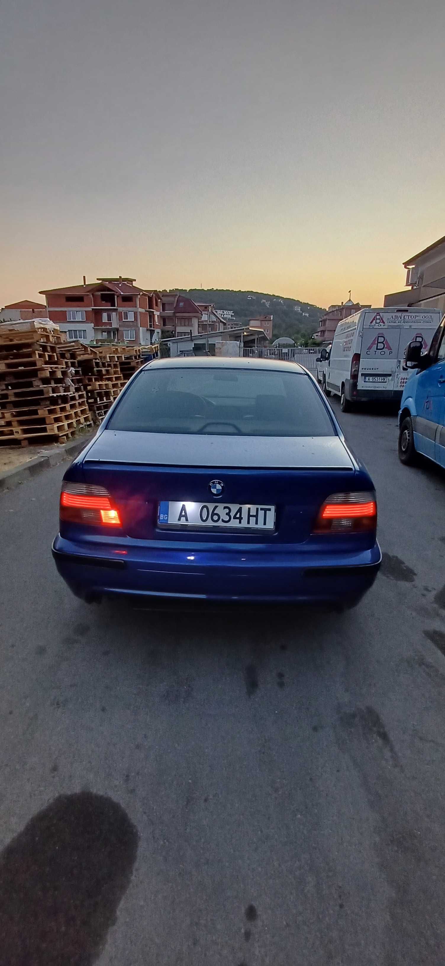Продавам Bmw e39 520i