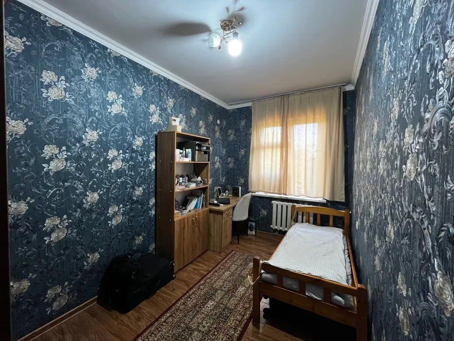 Продам 3в4/4/4 на массиве ТТЗ-2, балкон 1,5х6