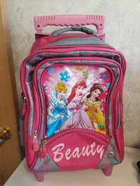 Рюкзак для девочки с колесиками
