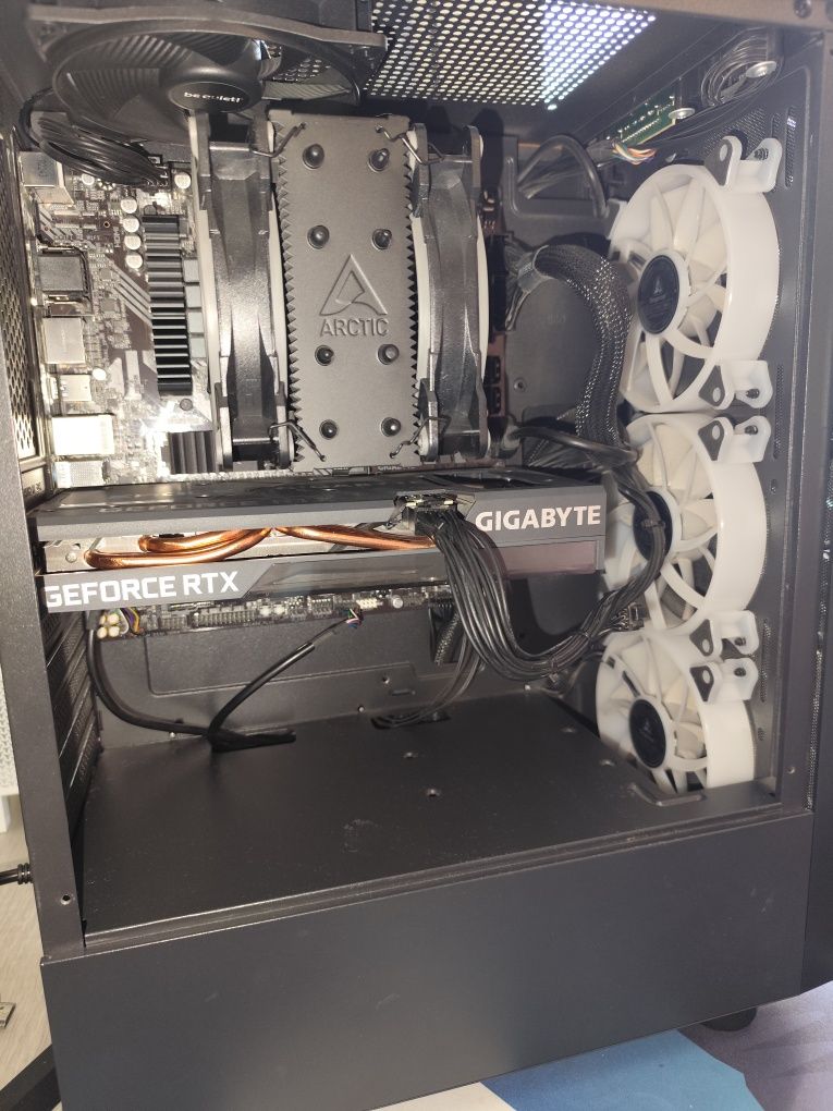 PC Gaming i5-12400F, RTX 3060, 32GB RAM, SSD 1TB + Monitor 144Hz G-Syn
