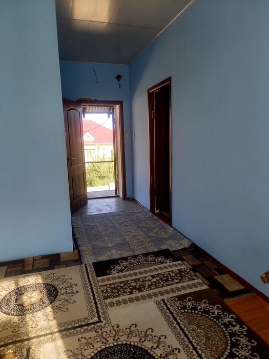 Квартира ұзақ уакытқа туратын адам керек