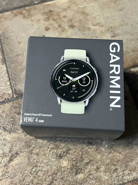 Garmin Venu 4 спортивные часы с GPS, серебристые