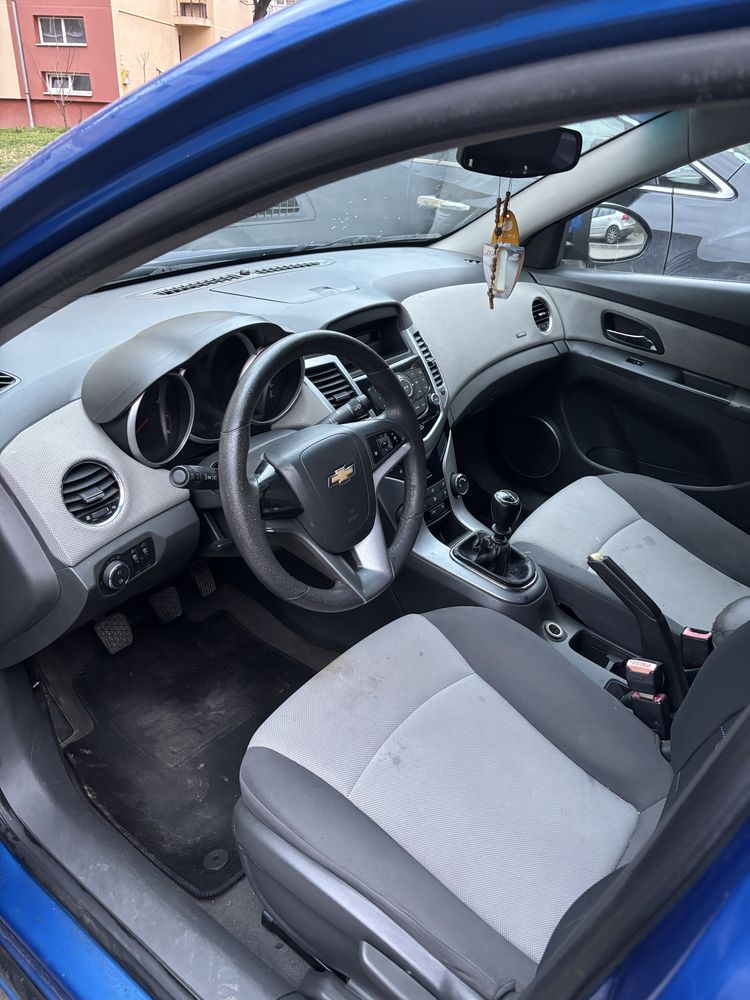 Chevrolet Cruze LS 2010