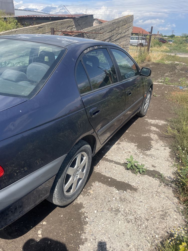 toyota avensis 2.0 d4d 2002 на части
