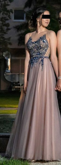 Изискана абитуриентска рокля