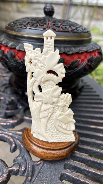 Sculptură in Fideș .