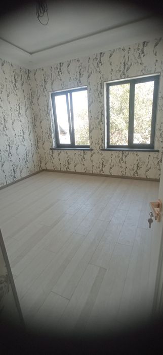 2 соток 6 ком + Хол + подвал 4 сан узла