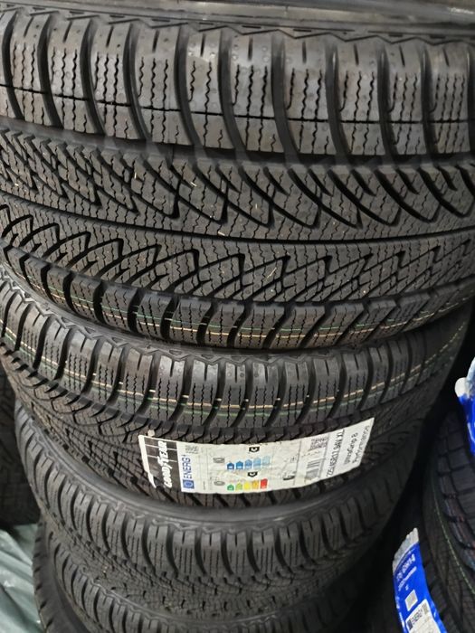Зимни гуми Good Year 225/45/17цола Ultra Grip8