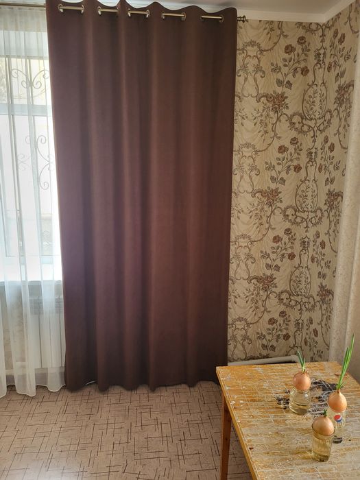 Продаются  ш т о р ы.