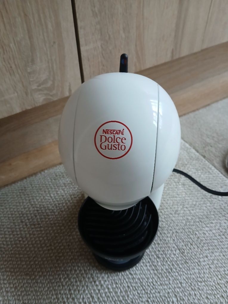 Кафемашина с капсули  Krups Dolce Gusto