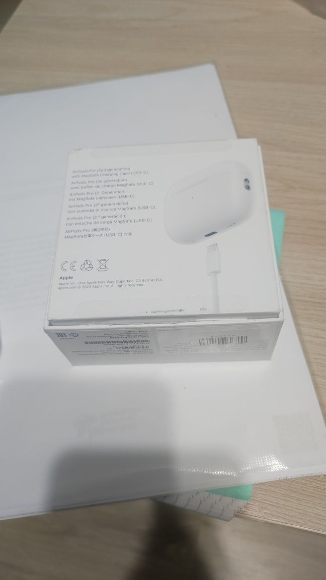 Apple airpods pro 2-nd generation