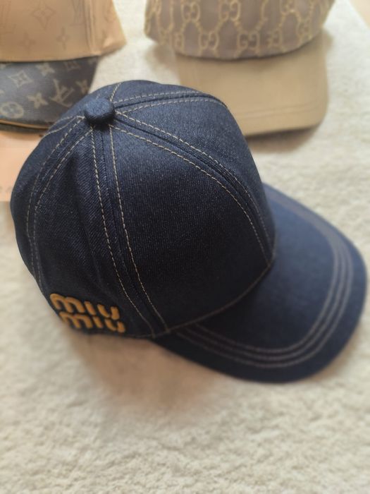 Дамски красиви шапки