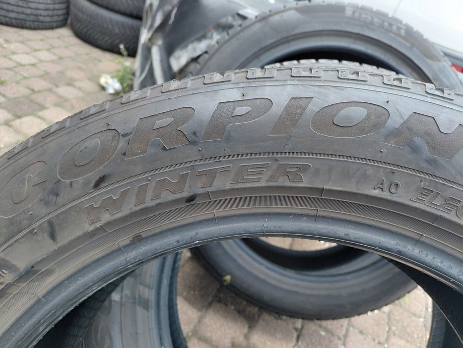 235/55/19" pirelli 2бр.гуми