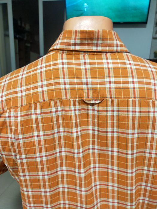 Vând cămașă COLUMBIA mărimea  M