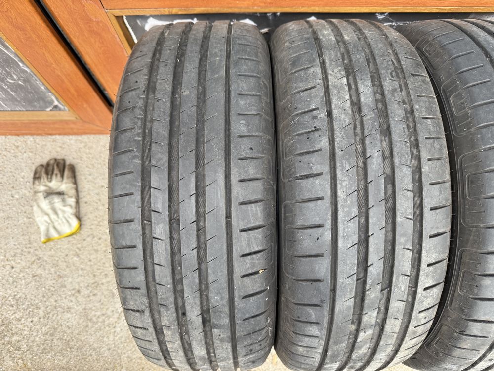 4бр. ОТЛИЧНИ Летни Гуми С Борд 205/55R/16 -VREDESTEIN- DOT:0419- 6,3мм