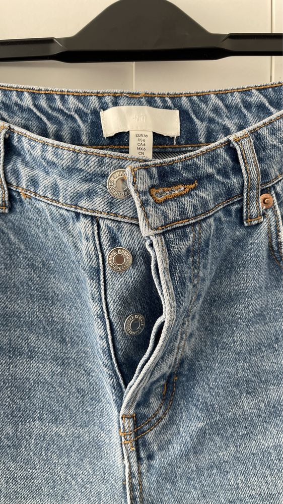 Blugi cu talie inalta H&M