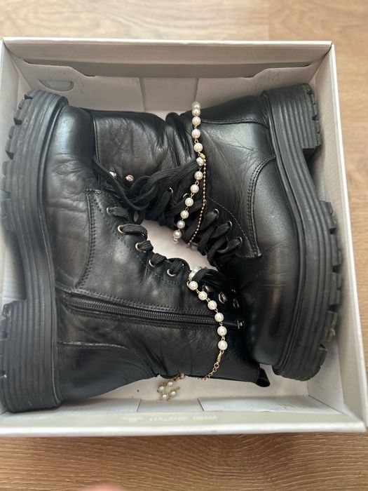 Боти естествена кожа тип кубинки