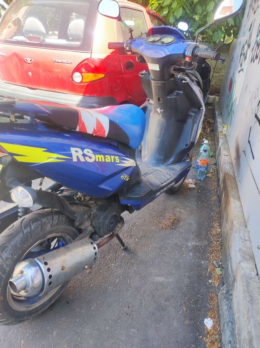 Scutere 50-80cc înmatriculate