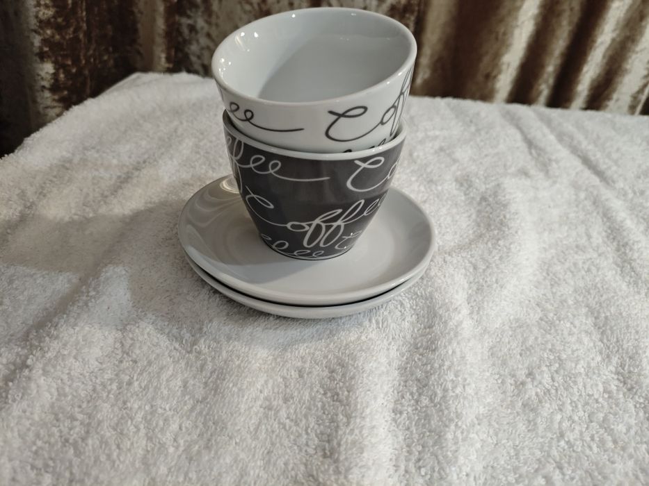 Пара для кофе: он и она