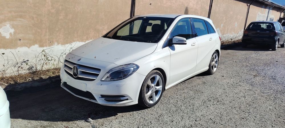 Mercedes-Benz B, Мерцедес Б180 на части!