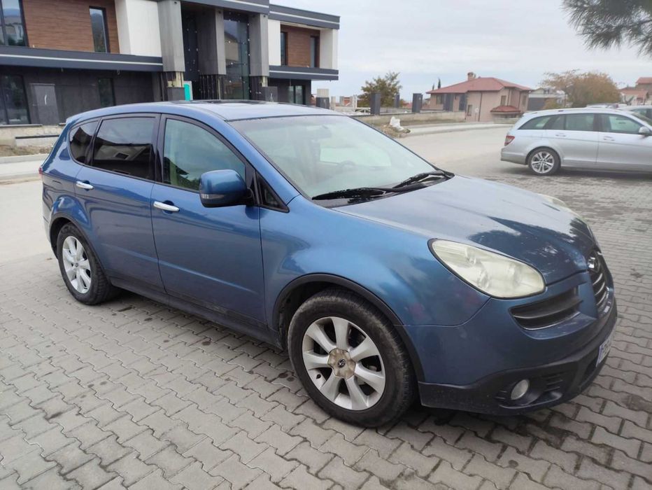 Subaru Tribeca 3.0-литров SUV с 4x4 и 7 места, Безин/Газ