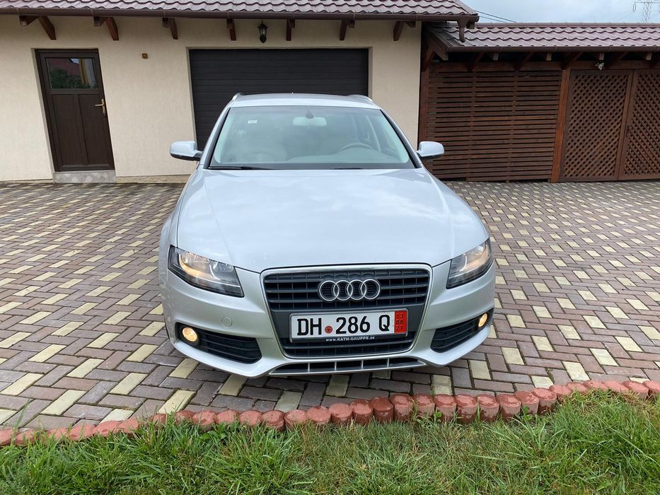 Vând Audi A4 b8 TDI motor GAGA