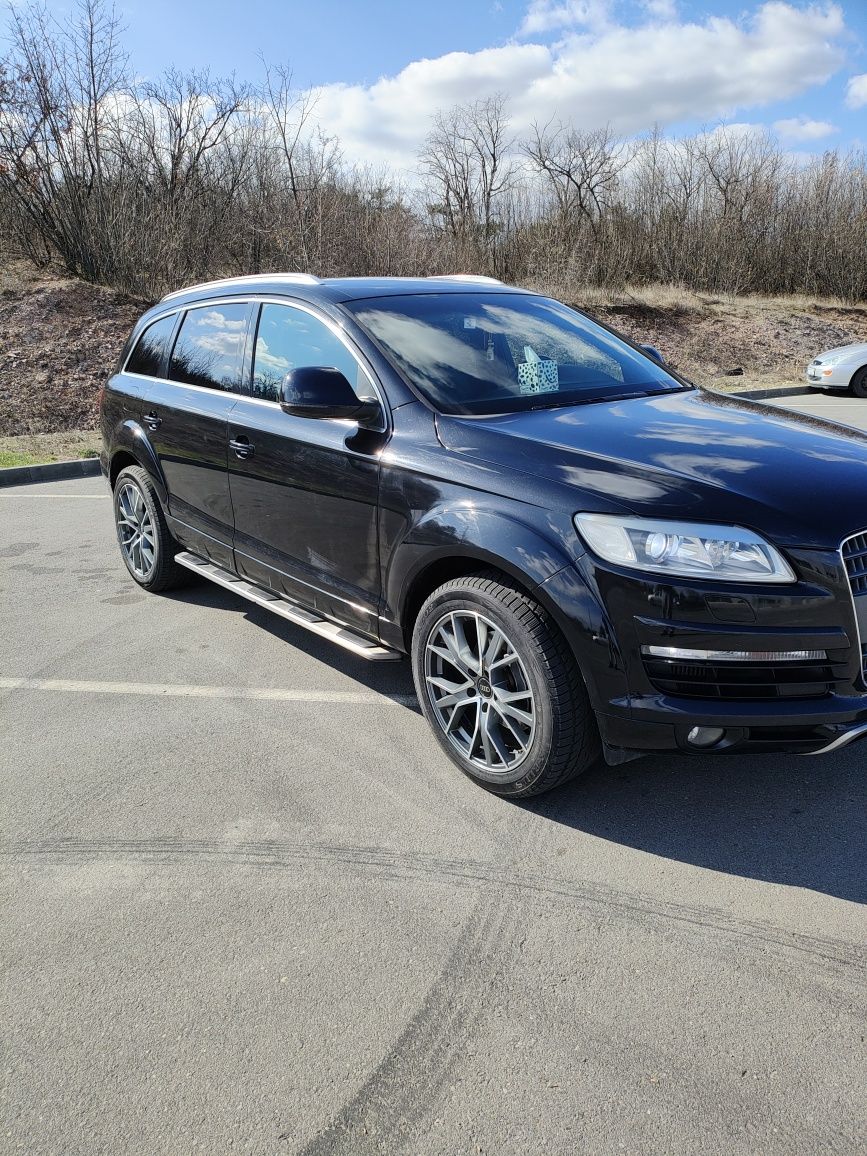 Ауди Q7 3000 tdi