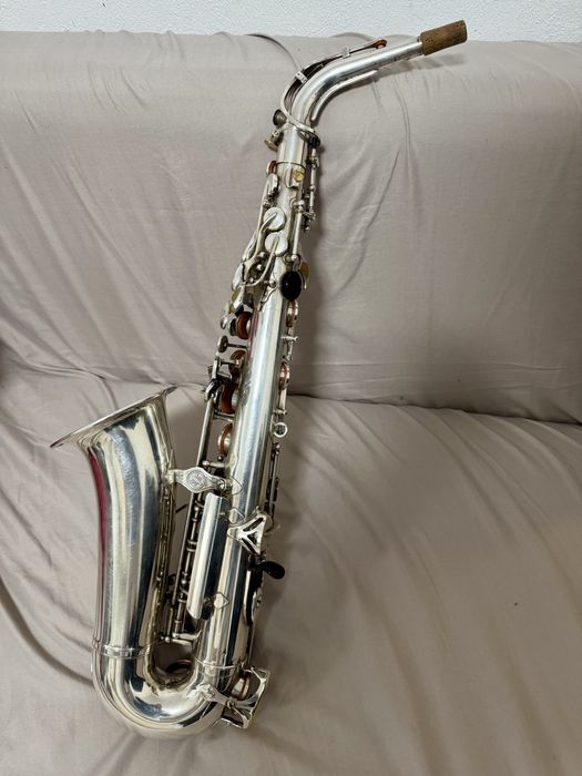 Saxofon Yamaha YAS 275 SILVER (Argintiu)