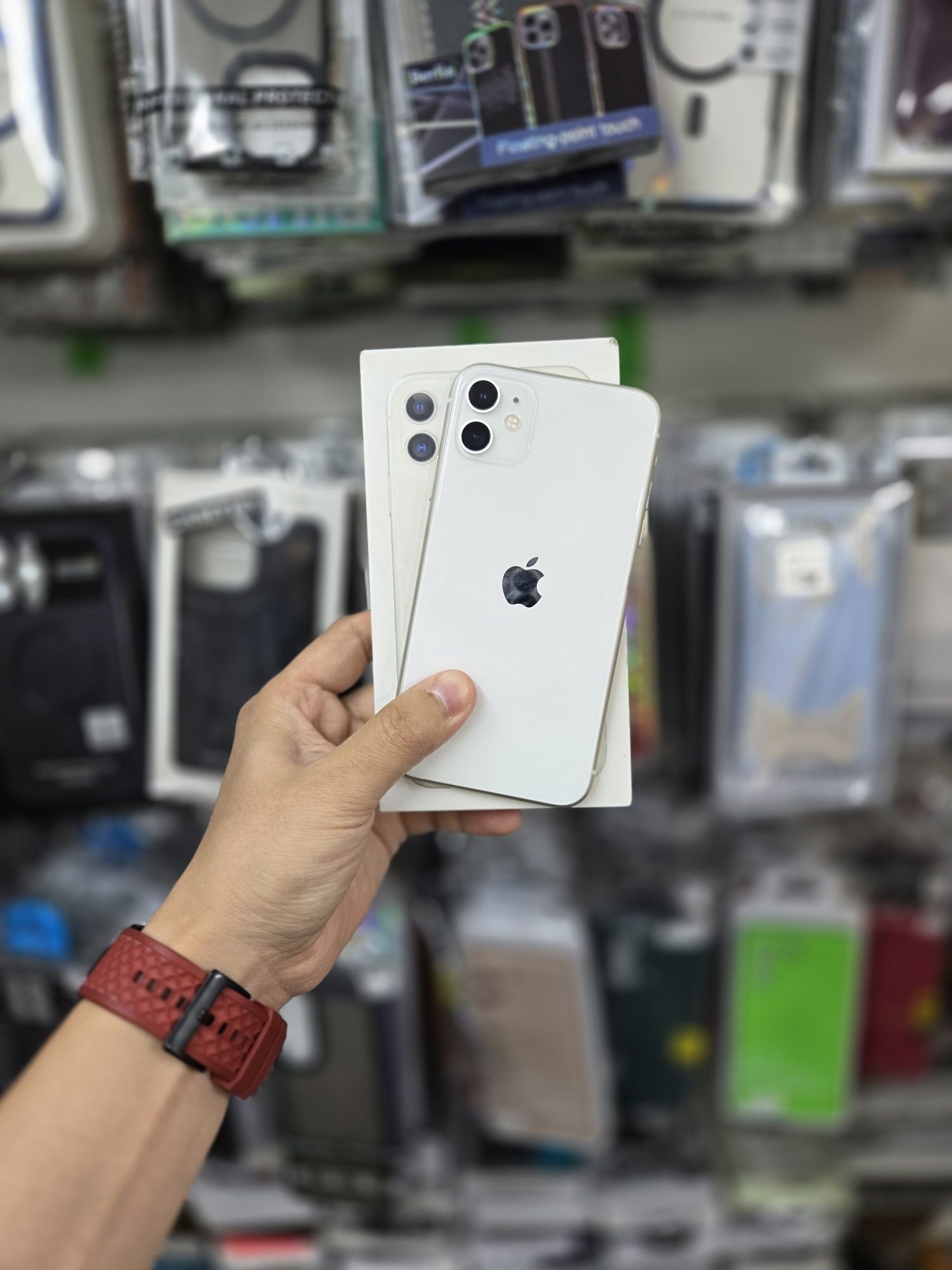 IPhone 11/64 памяти