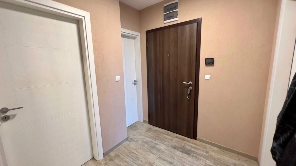 Дава се под наем Двустаен апартамент в София, Младост 1 - 65 кв.м за 700 € - Снимка #4