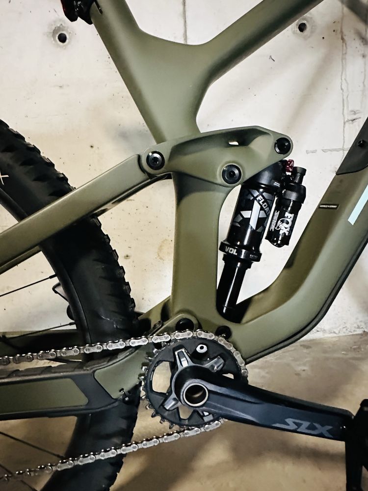 Trek Slash 9.7 Gen 5 – 2023, Enduro, Карбон, 29’’