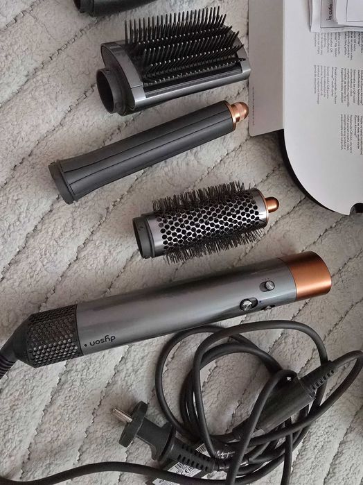 Ondulator multistyler Dyson HS05 Airwrap Nichel-Cupru | in garantie